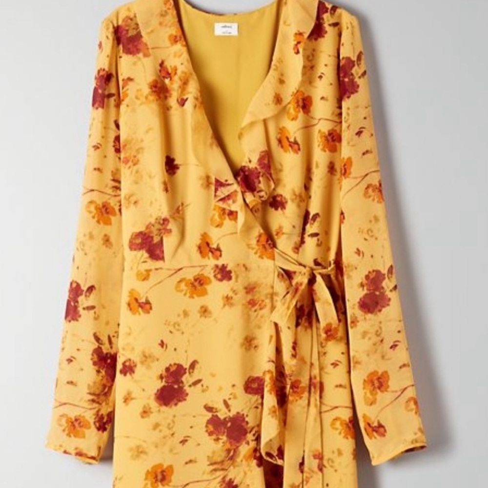 Aritzia | Wilfred | Louise wrap dress
